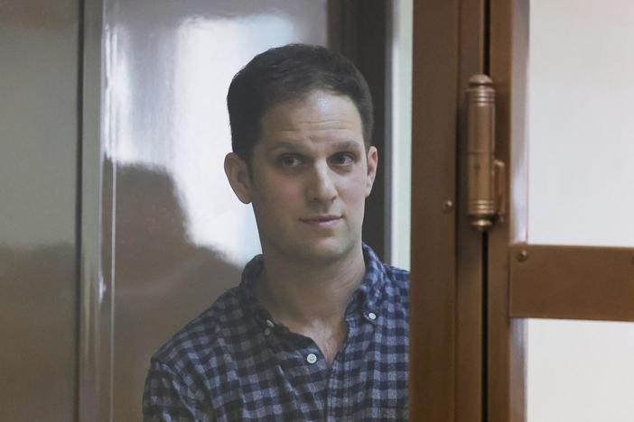 Wall Street Journal publisher discusses Russia's charges against Evan Gershkovich