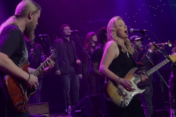 Go behind the scenes with Tedeschi Trucks Band at Austin City Limits.