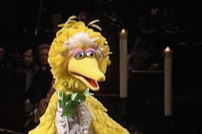 Those closest to Jim Henson recount the events leading up to his shocking, sudden death.