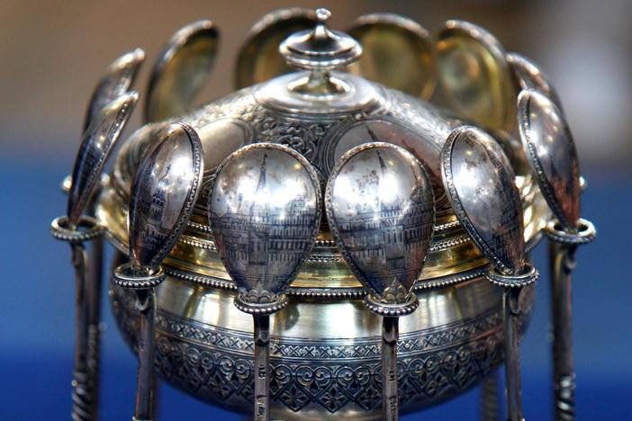 Appraisal: 1884 Russian Silver & Niello Caviar Dish & Spoons, from Eugene Hour 3
