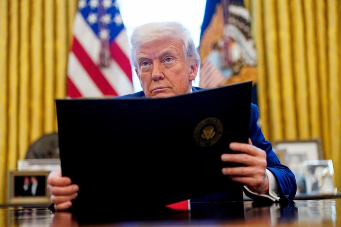 Trump directs DOJ to investigate former administration officials who criticized him