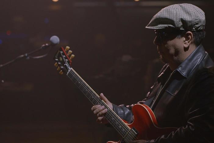 Los Lobos stop by Austin City Limits.