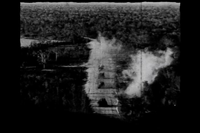 Survivors describe the harrowing battles of the Bay of Pigs invasion.