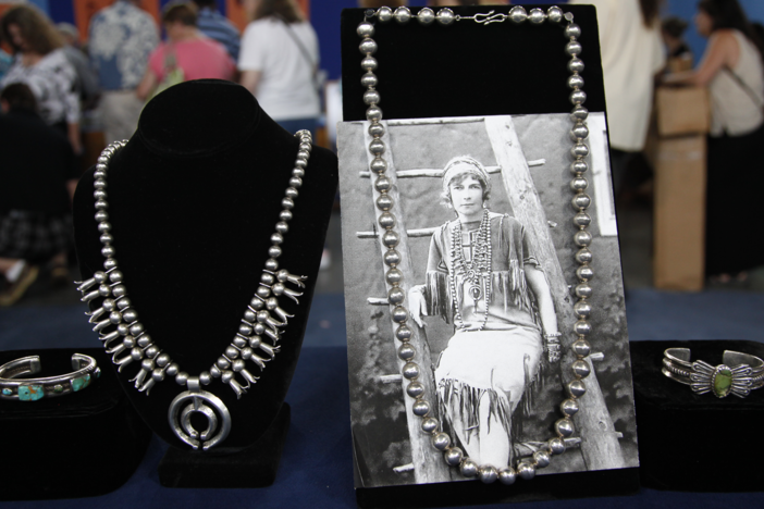 Appraisal: Navajo Jewelry, ca. 1920