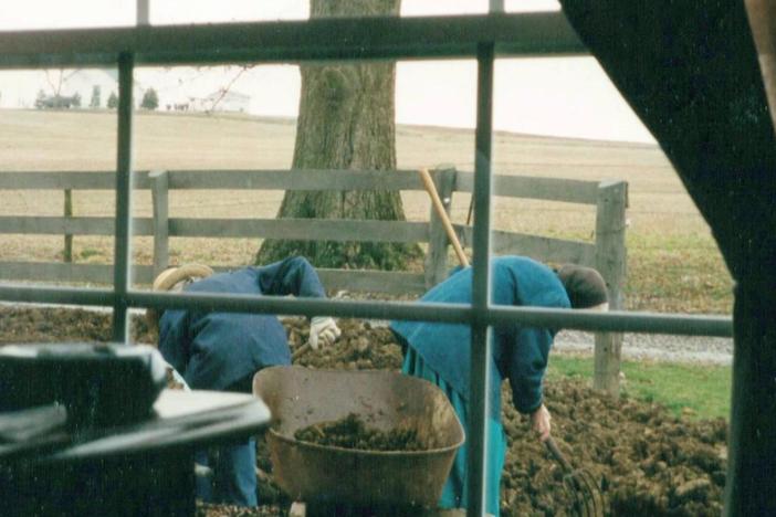 When Katie Troyer left the Amish, she discovered her love of photographs. 