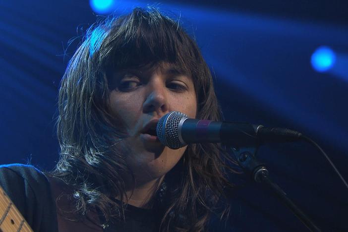 Courtney Barnett covers You Am I's "Heavy Heart" on Austin City Limits.