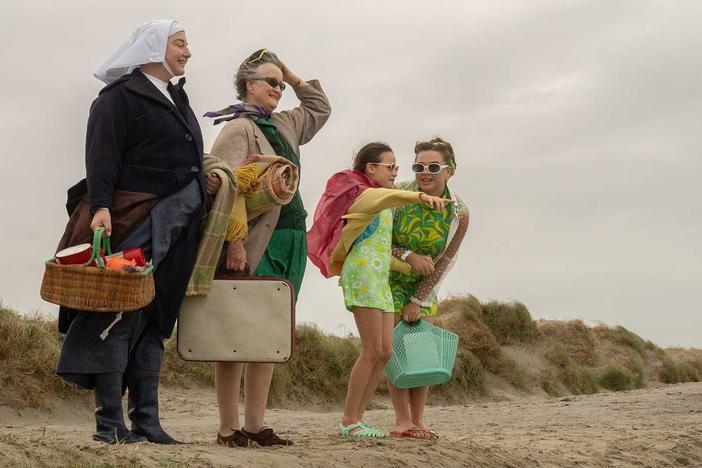 It’s summertime, and a young mother goes into labor amid Violet's first event as mayor.