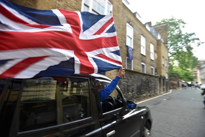 Britain grappling with consequences of Brexit vote
