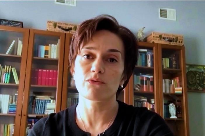 Evgenia Kara-Murza joins the show.