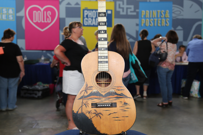 Appraisal: Regal Hawaiian Guitar, ca. 1933 from Green Bay, Hour 2.