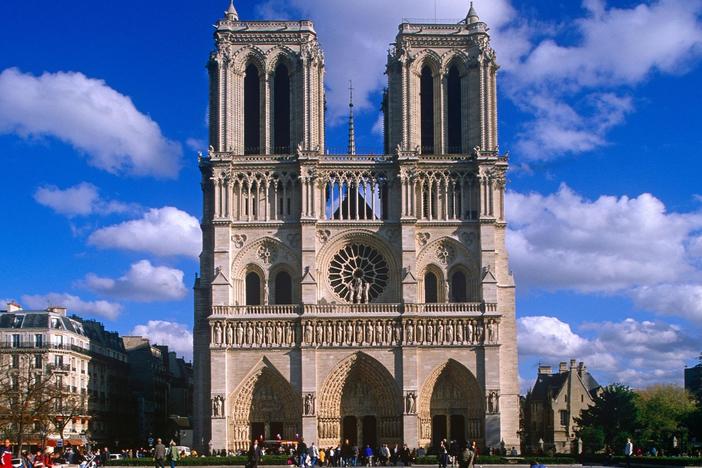 A team tackles the restoration of iconic Notre Dame Cathedral.