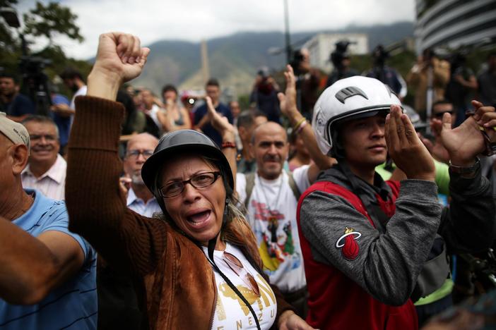 Why Venezuela's Chavistas are fiercely loyal to Maduro, despite economic crisis