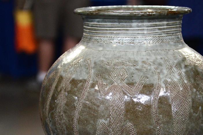 Appraisal: Ladi Kwali Pot, ca. 1970, from Little Rock Hr 1.