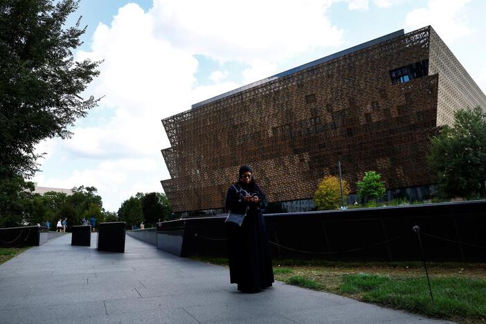 Exploring the efforts to control how U.S. history is presented in museums and monuments
