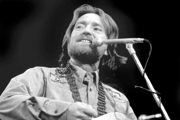 Austin City Limits inducts Willie Nelson into its Hall of Fame.