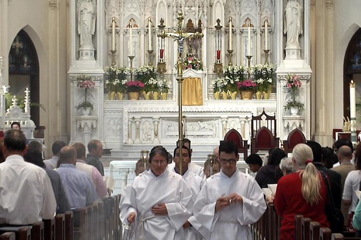A New Mexico pilgrimage marks the days leading to Easter.