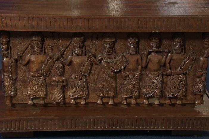 Appraisal: 20th-Century Benin Tourist Chest, from Little Rock Hr 1.