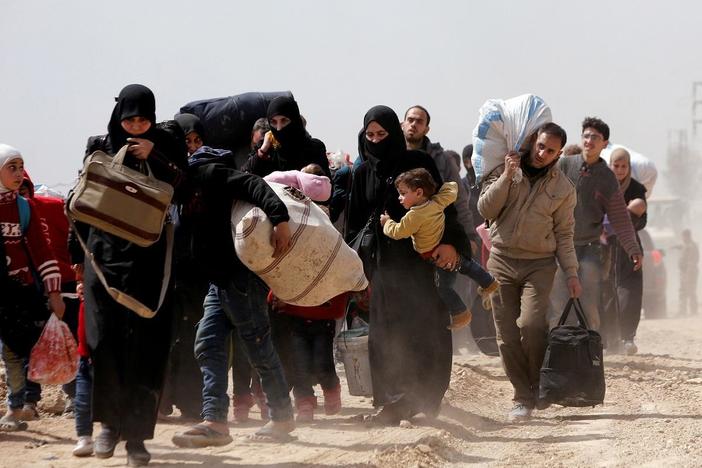 Thousands still trapped amid fighting in Eastern Ghouta