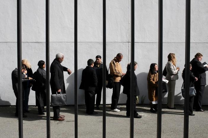 News Wrap: U.S. employers added fewer jobs than expected in August