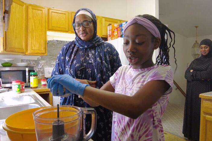 Learn how Rakie celebrates Ramadan in Alaska with family, food and special clothing!