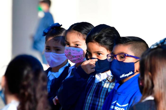 News Wrap: Pfizer says its COVID-19 vaccine offers strong protection to children under 5