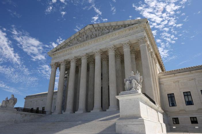 Supreme Court takes on cases involving public officials blocking social media followers