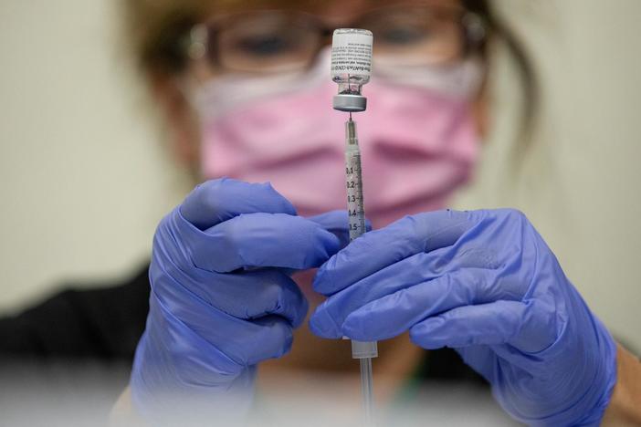 News Wrap: CDC, FDA expand booster availability to 16- and 17-year-olds