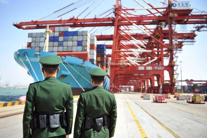 Who is more vulnerable in the escalating U.S.-China trade war?