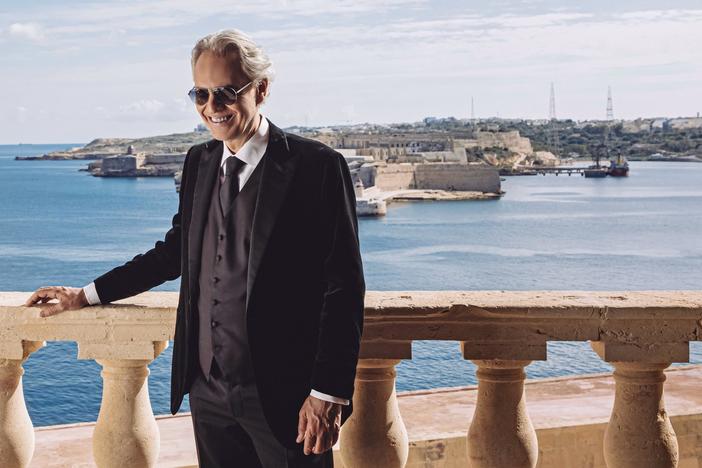 Enjoy the songs of the internationally beloved tenor’s 2020 album on location in Malta.