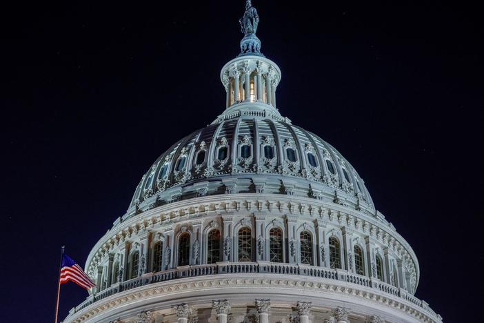 White House adviser Gene Sperling discusses bipartisan deal to raise debt ceiling