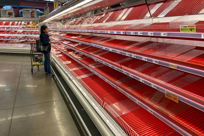 Despite empty store shelves, grocery association says supply chain 'very strong'
