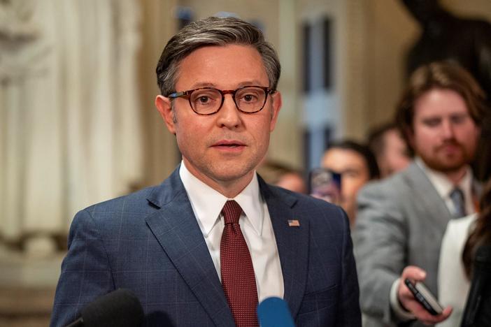 News Wrap: Bipartisan House coalition passes $95 billion foreign aid package