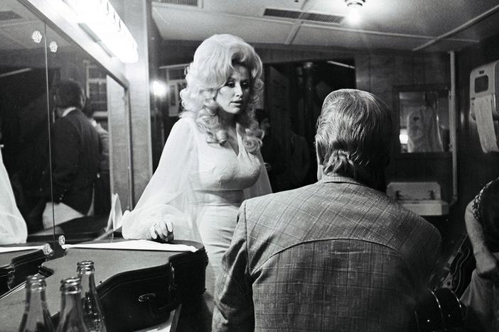 Witness a vibrant era in country music, thanks to mainstream crossovers and a new sound.
