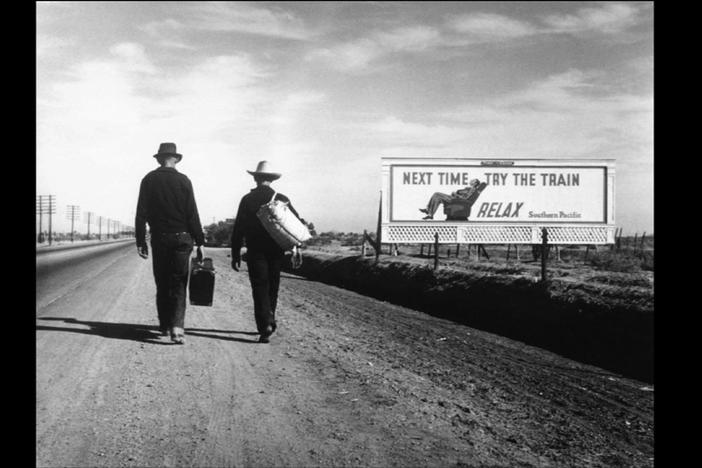 Lange documented those struggling with the Great Depression and sharecropping system.