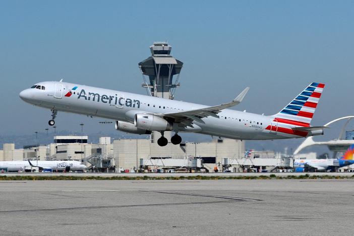 Airlines face government scrutiny over devaluation of frequent flyer programs
