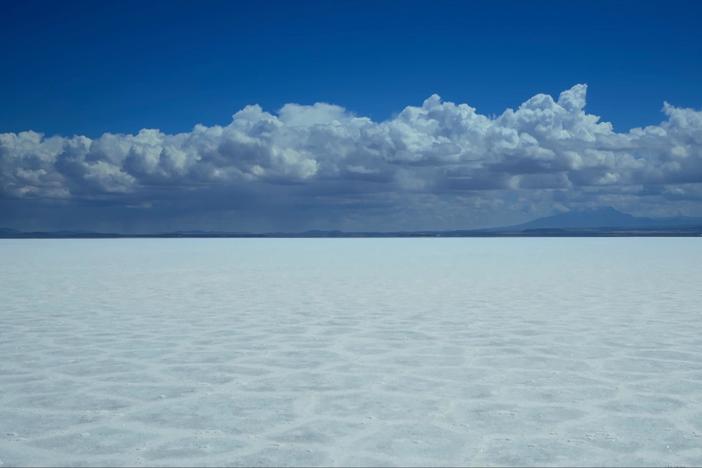 The Salar de Uyuni, the world's biggest salt flat, makes a miraculous transformation.