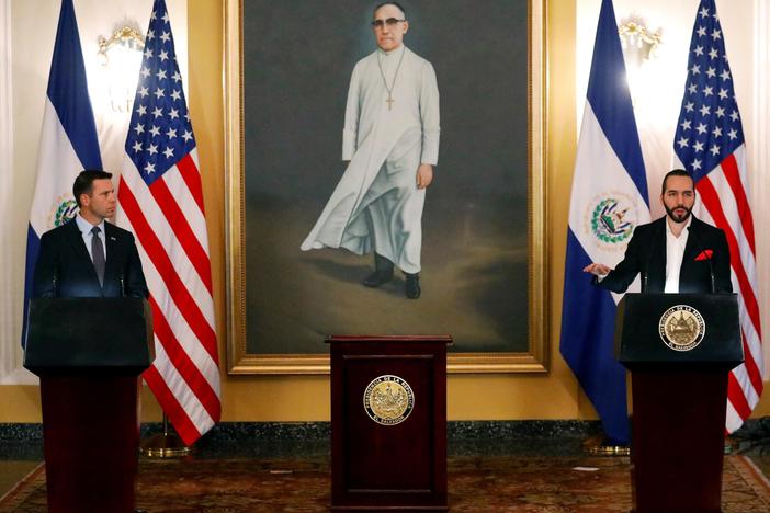 In El Salvador to discuss immigration, McAleenan emphasizes need for 'well-managed' border