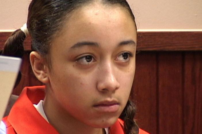 In a pretrial interview, Dr. William Bernet listens as Cyntonia recounts a painful past.
