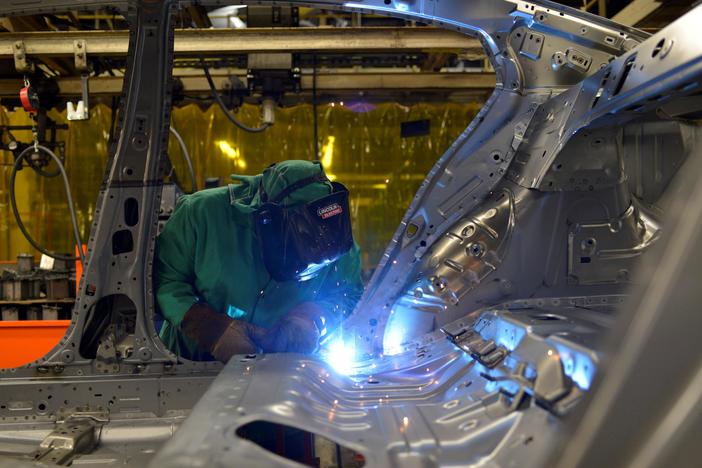How the pandemic has shifted U.S. labor from services to goods