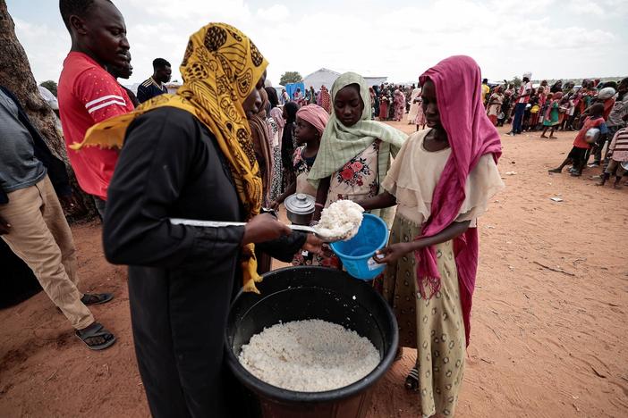 Humanitarian crisis becomes more dire for Sudan 5 months into violent power struggle