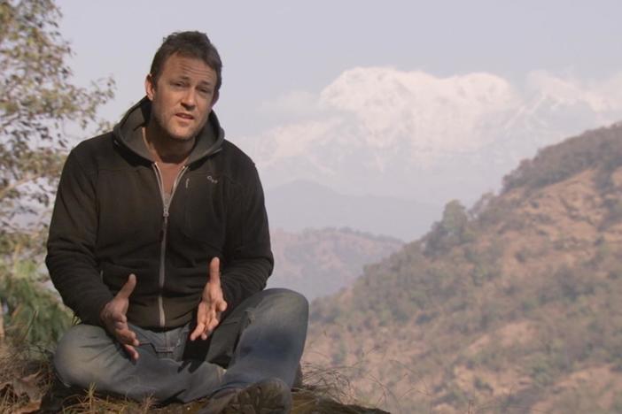 Scott Mason is on a mission to change public opinion of vultures by flying with them!