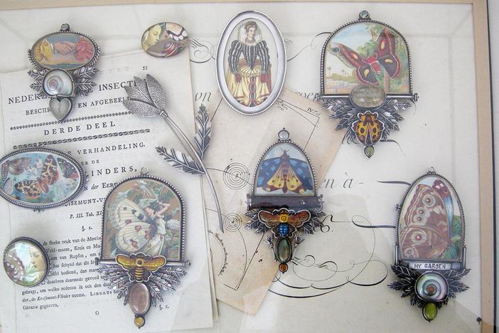 Jewelry artist Roberta Williamson talks about her work. 