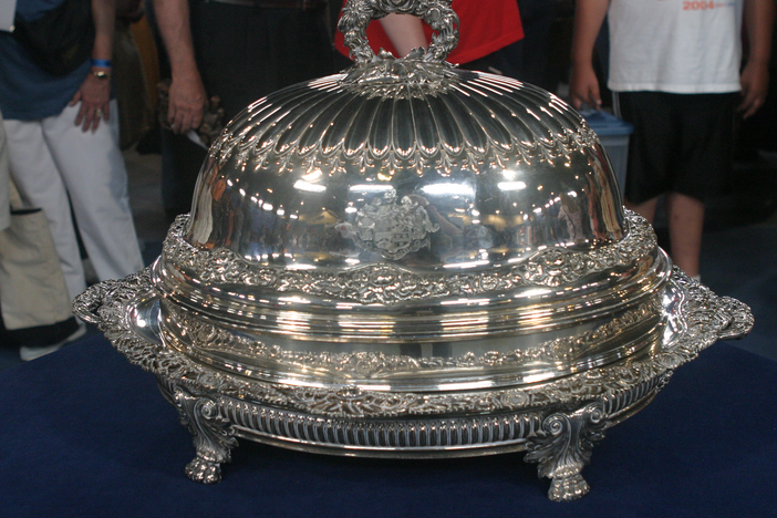 Appraisal: 1819 Benjamin Smith George III Venison Dish, in Vintage Omaha.