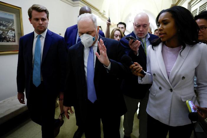 Scalise withdraws from speaker race, sending GOP search for leader into further chaos