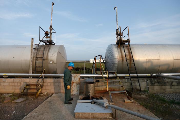 What does the federal methane regulation rollback mean?