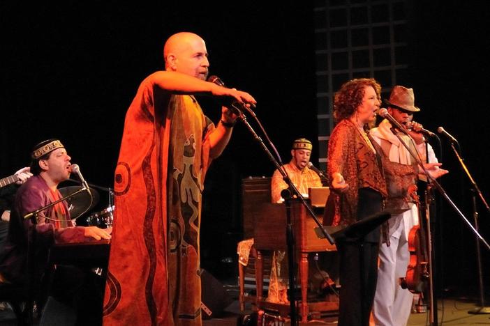 Two souls come together when gospel music meets Jewish klezmer melodies.