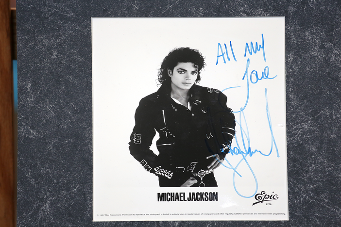 Appraisal: Michael Jackson-Signed Fedora & Photo, ca. 1994, from St. Louis Hour 3