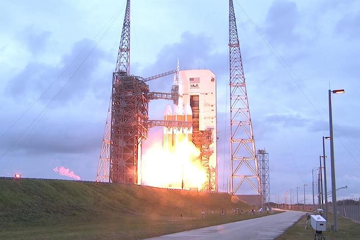 NASA looks to return astronauts to the moon