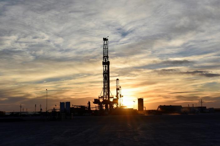 News Wrap: Supreme Court allows enforcement of EPA rules on methane gas and mercury