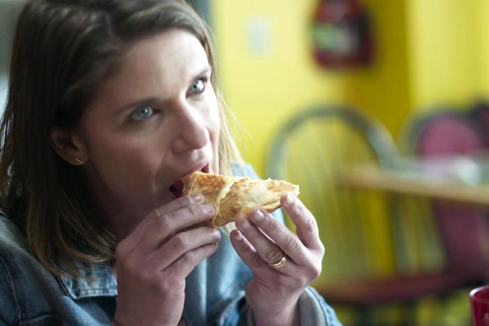 Vivian meets food scholar Sandra Gutierrez to learn about empanadas.